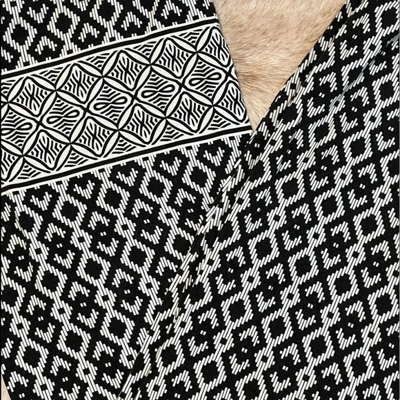 Black and White print Maxi Skirt - Picture 4 of 6